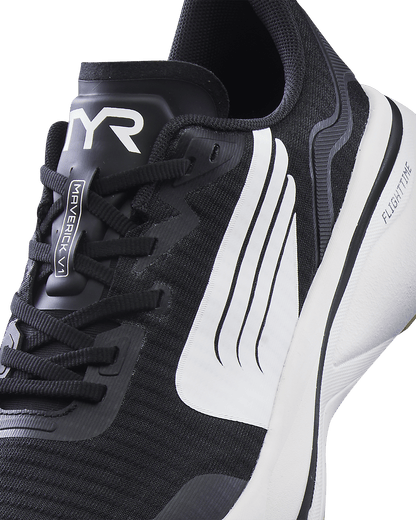 Men's Maverick-V1 Runner - White/Black Gum | TYR Classic