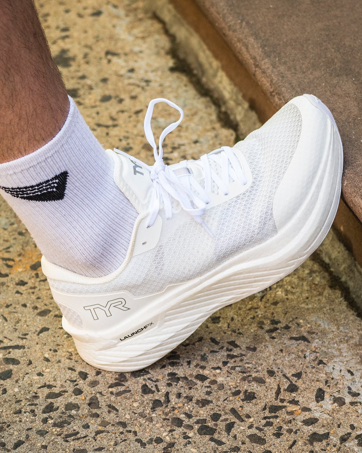 Men's Valkyrie Speedworks Runner — White | TYR | TYR Exclusive