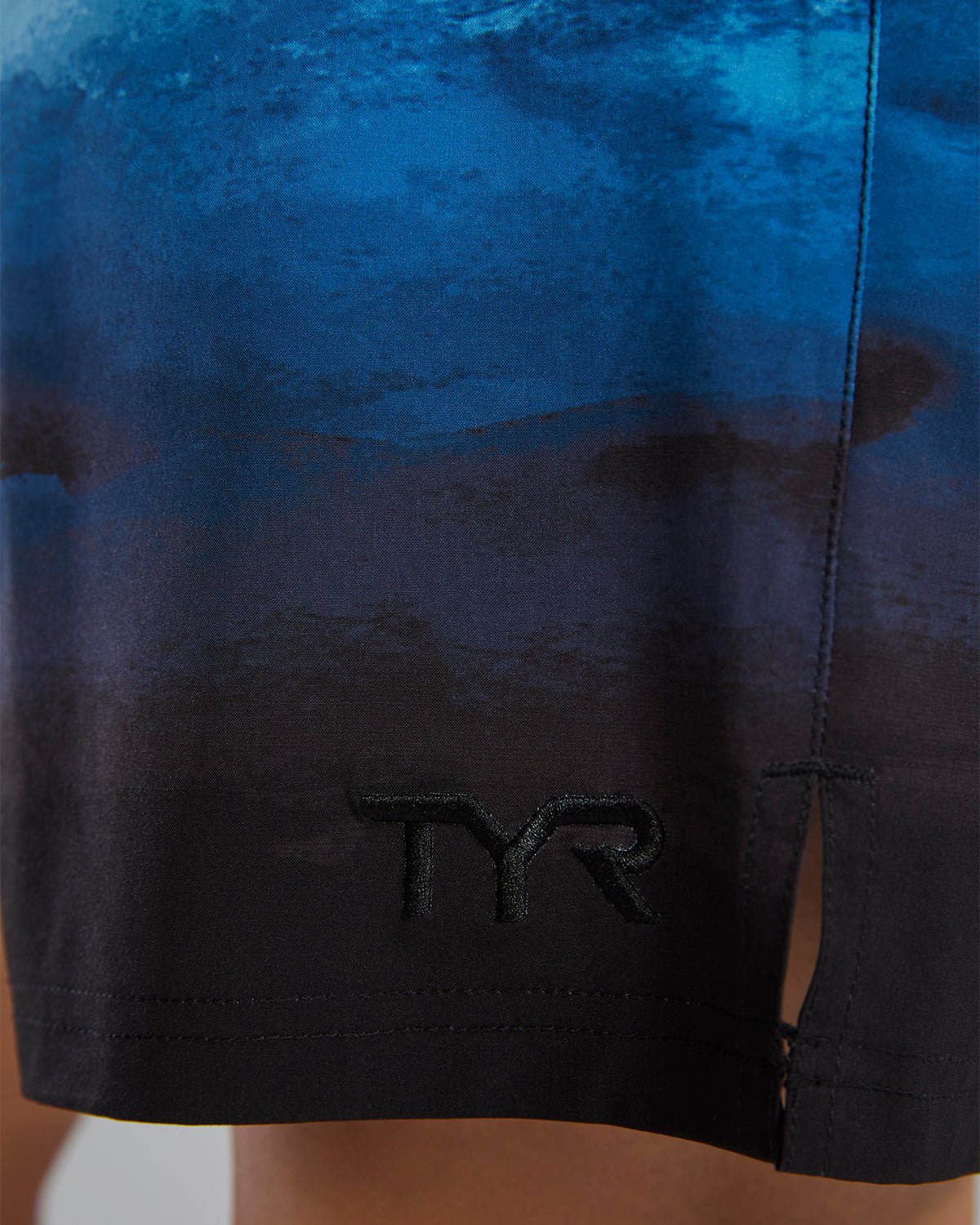 Men's Skua Volley Short Stratus | TYR Signature