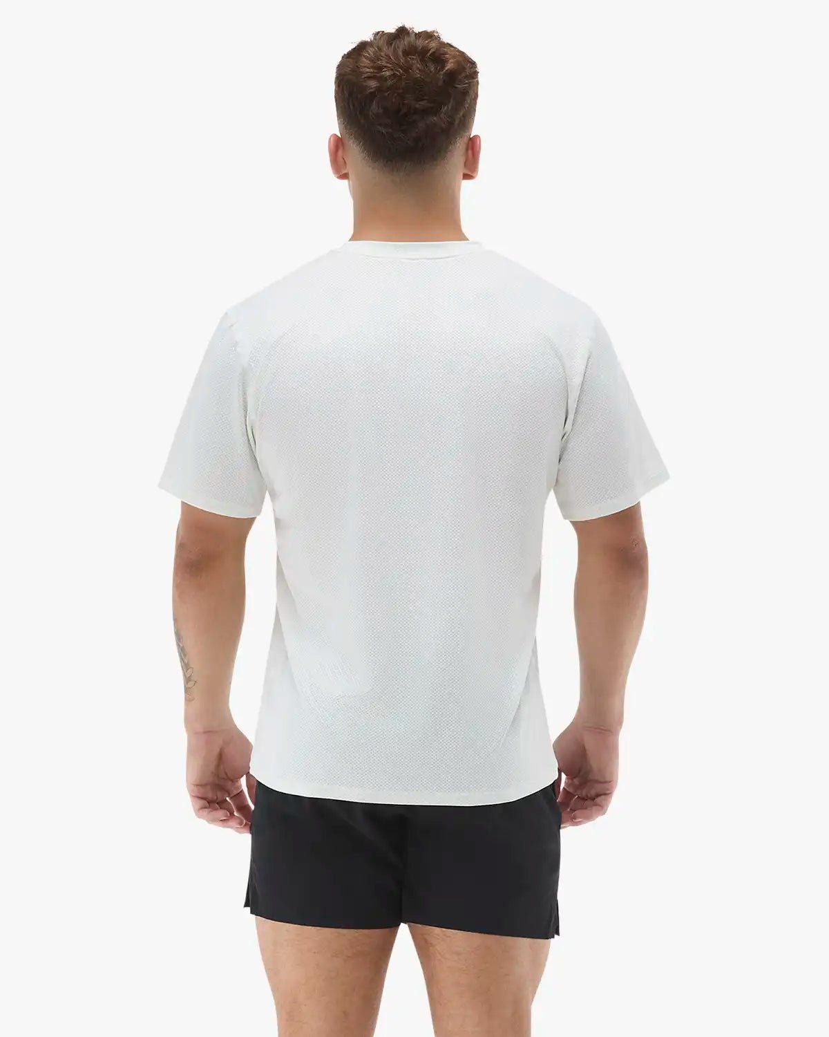 Airtec™ Men's Tee - Solid | TYR Trending