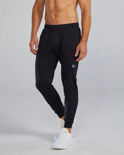 Elevation Men's Tech Jogger - Solid | TYR Popular