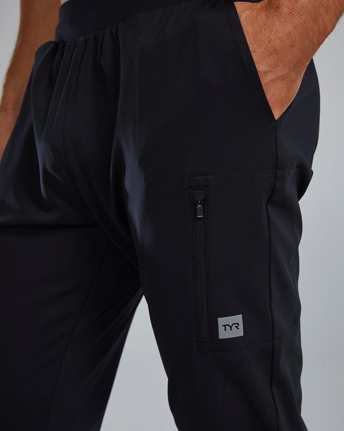 Elevation Men's Tech Jogger - Solid | TYR Popular