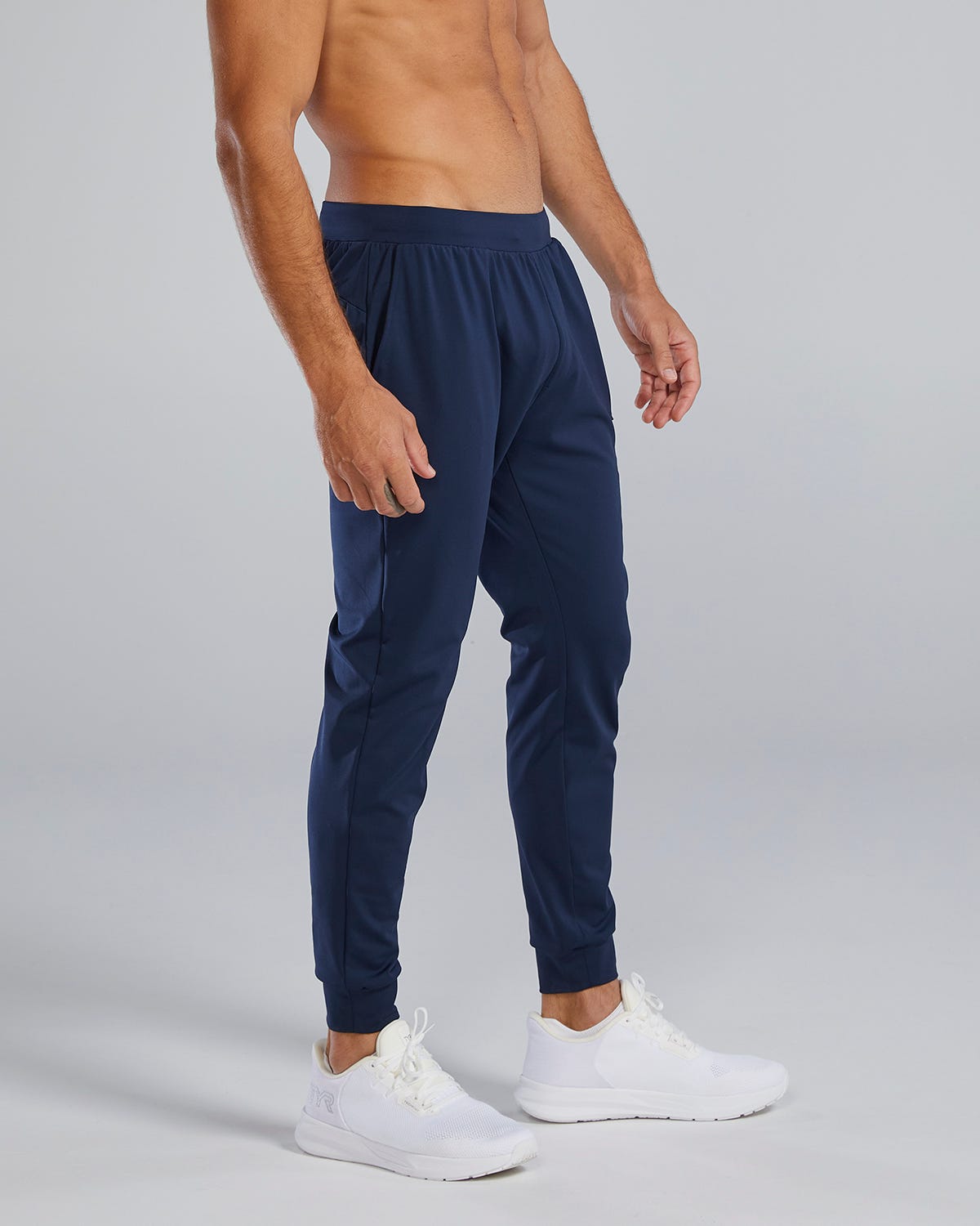 Elevation Men's Tech Jogger - Solid | TYR Popular