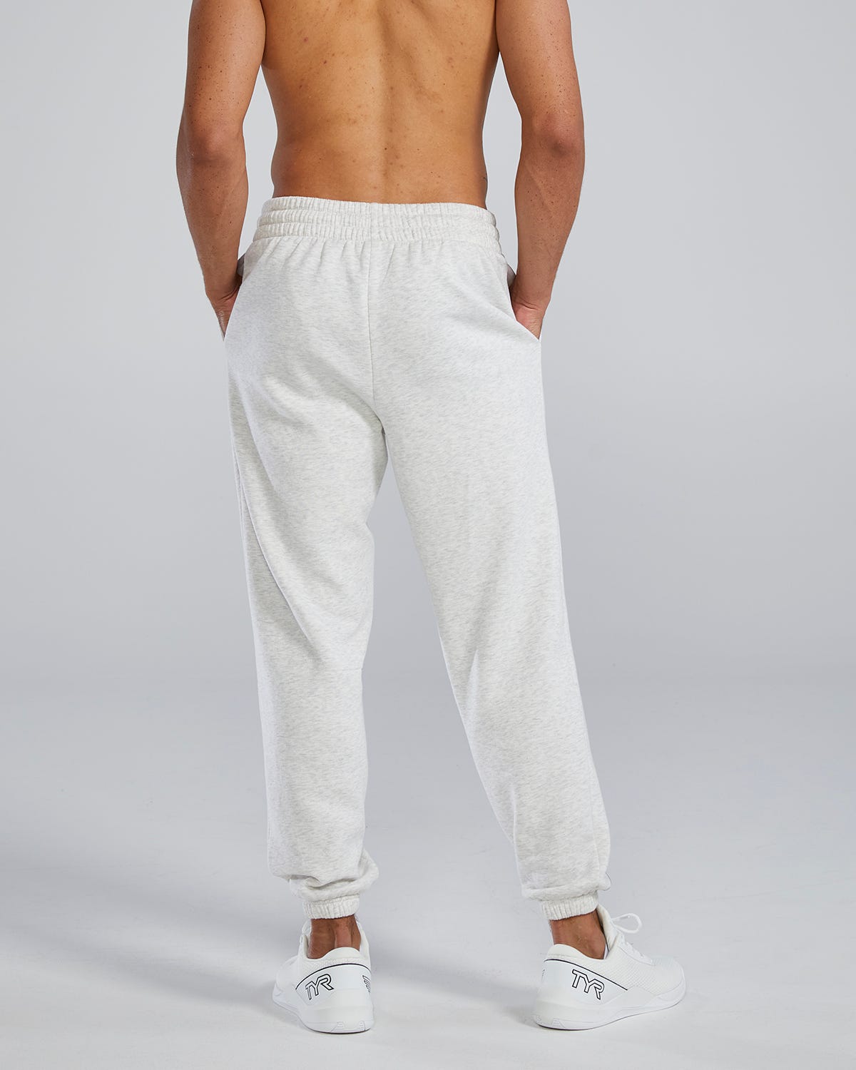 Unisex Ultrasoft Midweight Fleece Oversized Pant | TYR Trending
