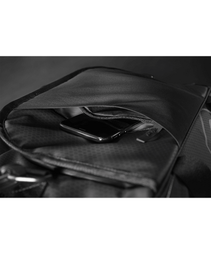 Elite Team Gym Duffle Bag | TYR Signature