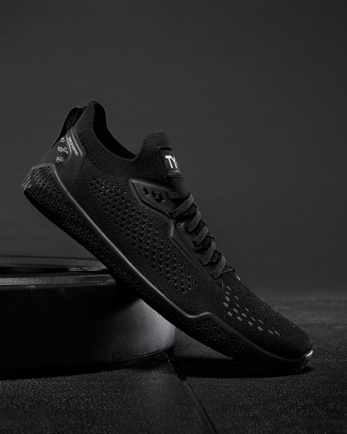 Women's DropZero Barefoot Trainer | TYR Signature
