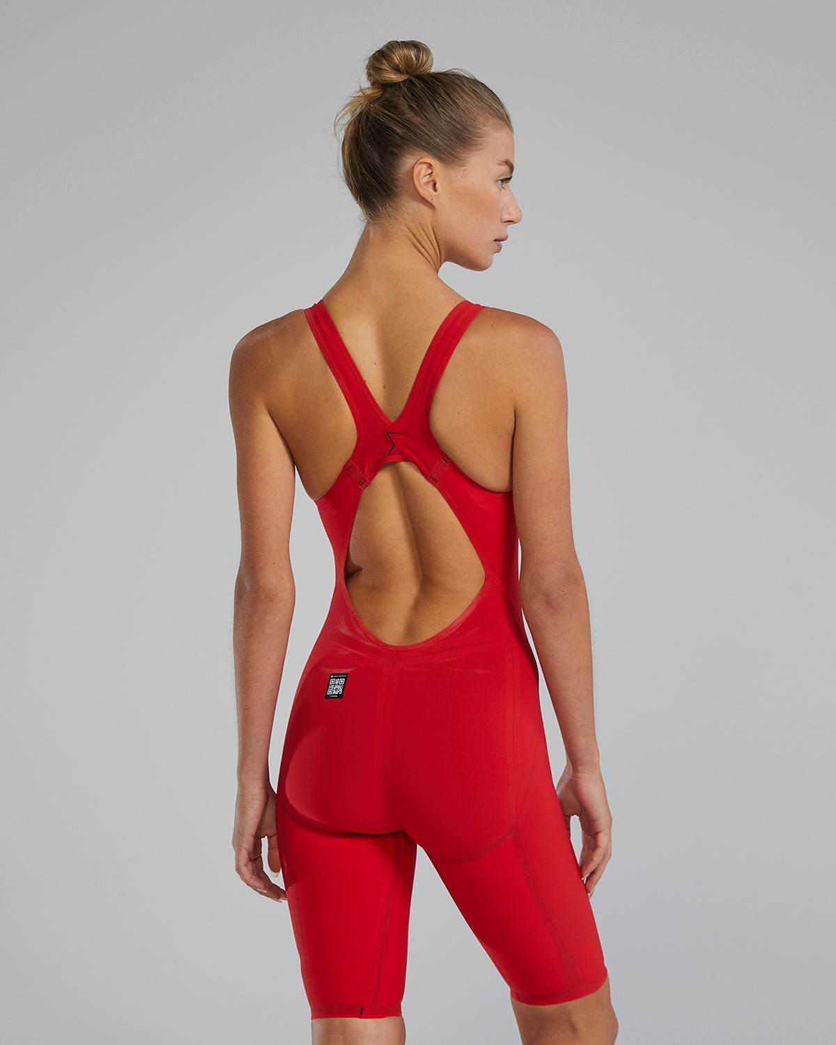 Women's Venzo Open Back Tech Suit - Solid - Non PFAS | TYR Trending