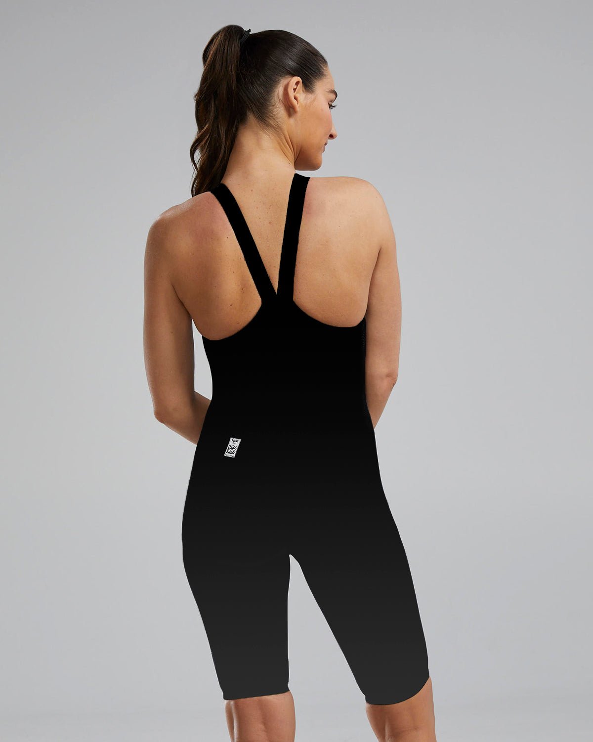 Avictor 2.0 Solid Women's Closed Back | TYR Recommended