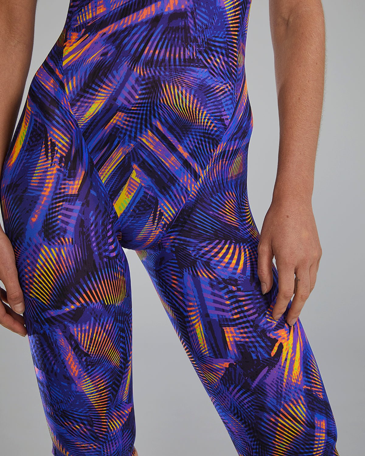 Women's Avictor Closed Back Tech Suit - Helux | TYR Popular