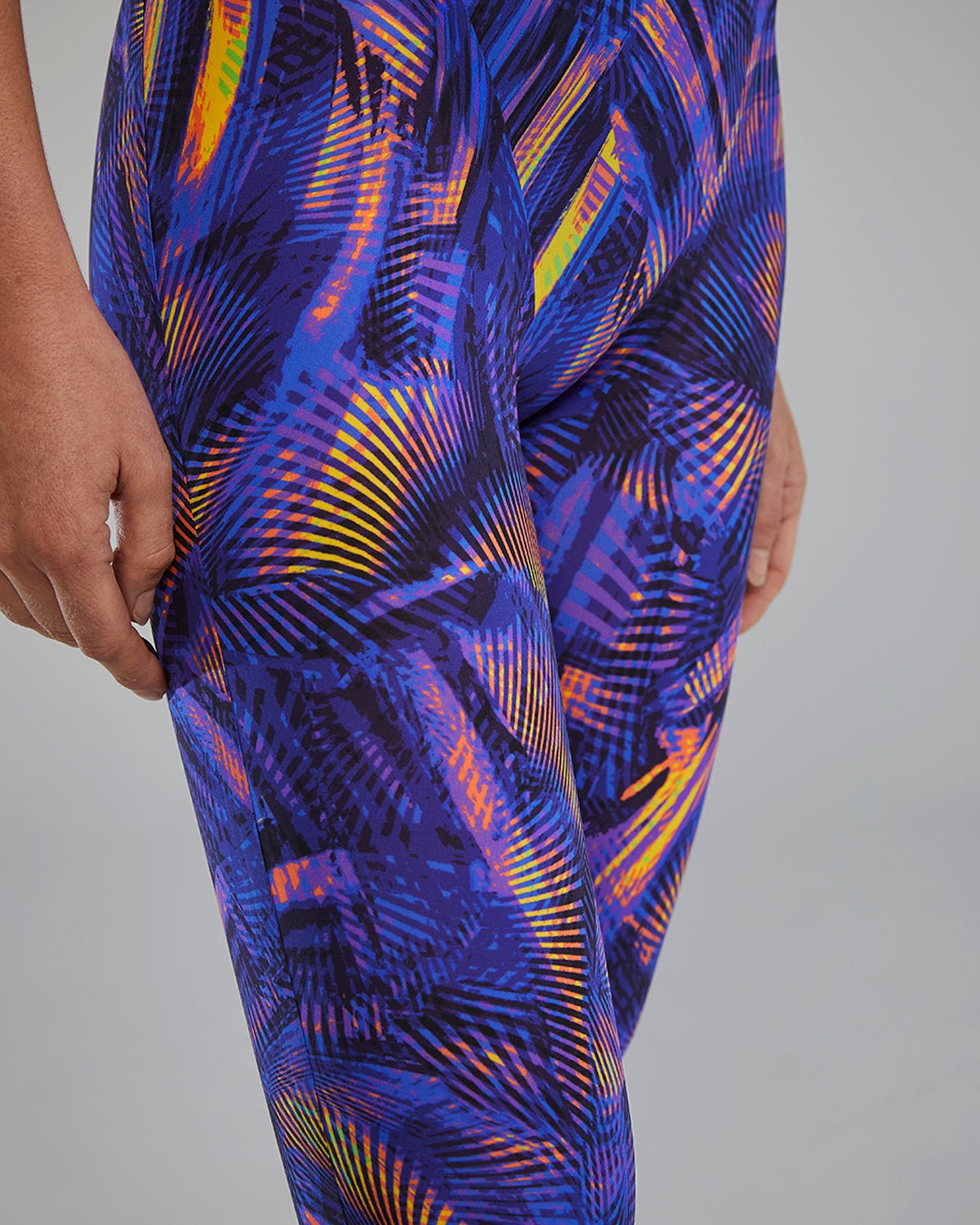 Women's Avictor Closed Back Tech Suit - Helux | TYR Popular