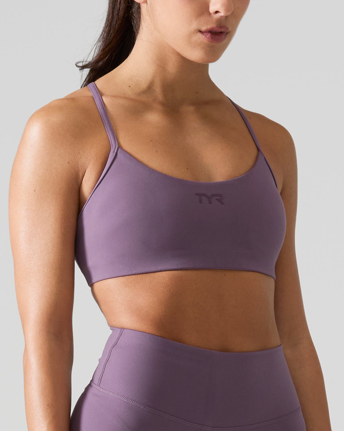 Joule Elite™ Women's Scoop Neck Sports Bra - Solid | TYR Trending