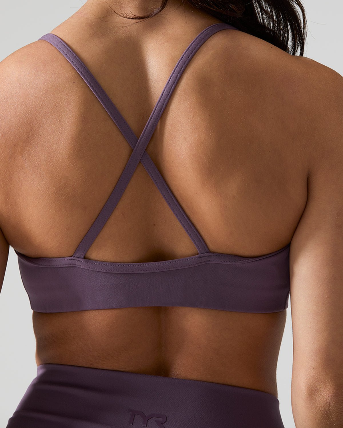 Joule Elite™ Women's Scoop Neck Sports Bra - Solid | TYR Best Seller