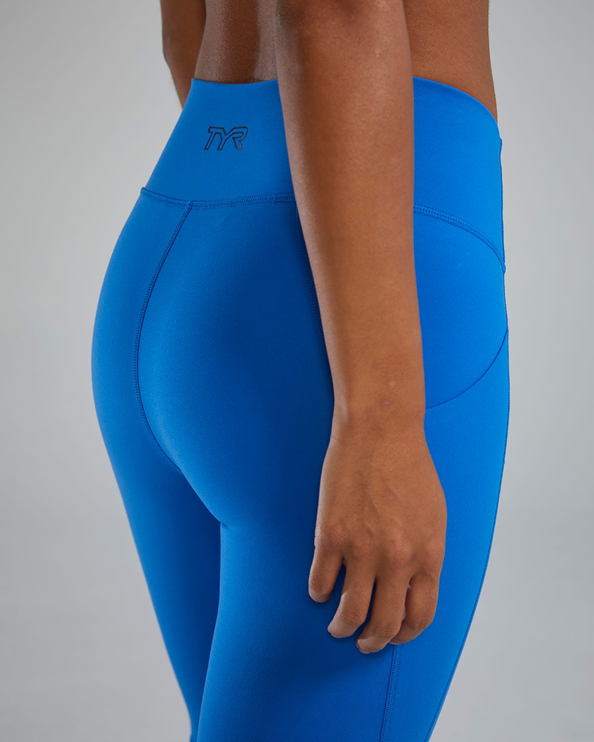 Joule Elite® Women's High-Rise 25" Pocket Leggings - Solid | TYR Recommended