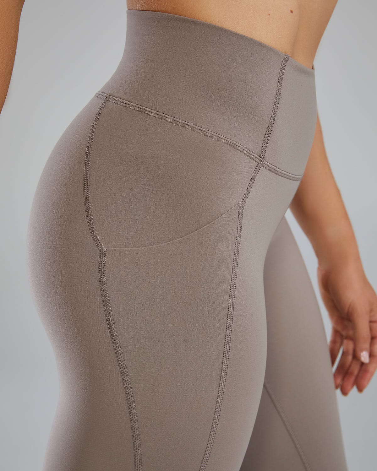 Joule Elite® Women's High-Rise 25" Pocket Leggings - Solid | TYR Exclusive