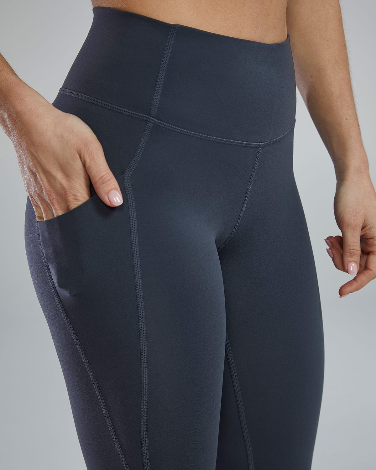 Joule Elite® Women's High-Rise 25" Pocket Leggings - Solid | TYR Signature