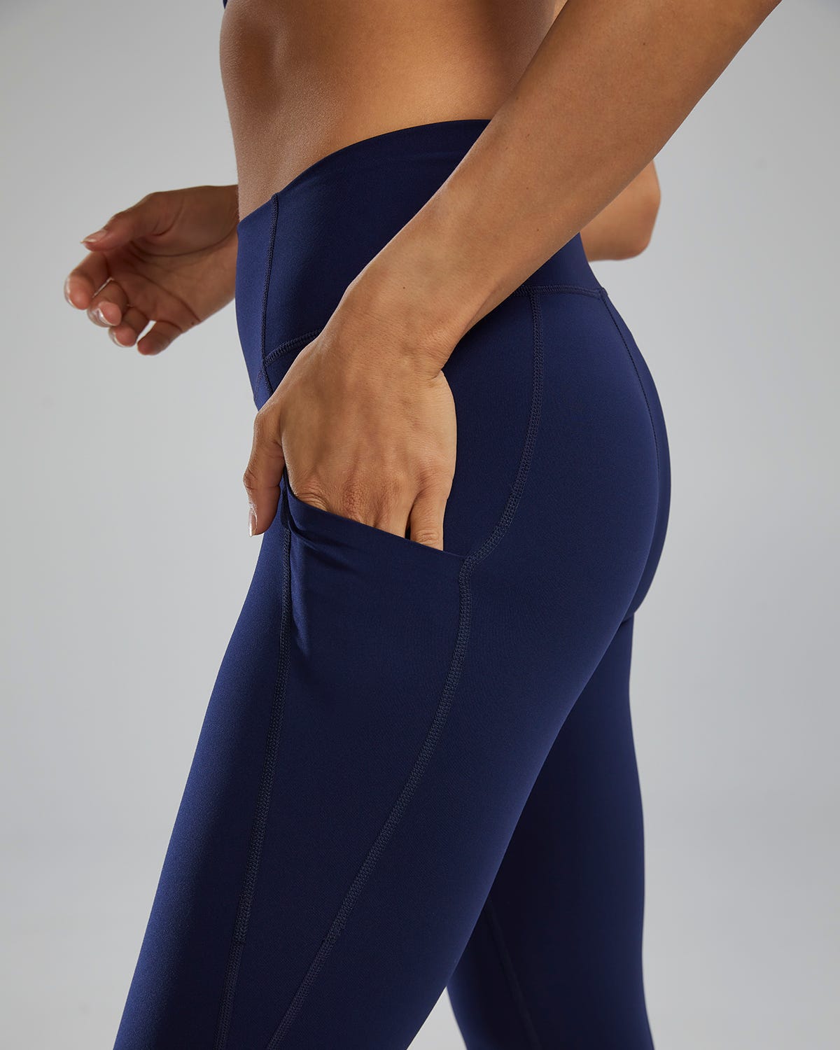 Joule Elite® Women's High-Rise 25" Pocket Leggings - Solid | TYR Classic