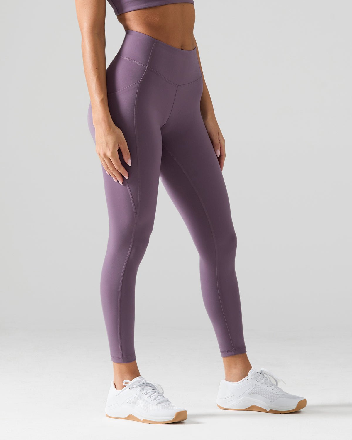 Joule Elite® Women's High-Rise 25" Pocket Leggings - Solid | TYR Featured