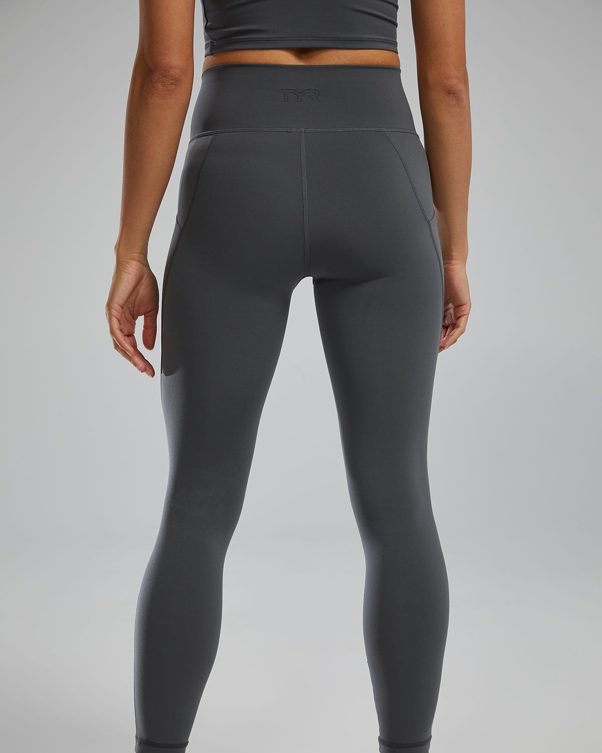 Joule Elite™ Women's High-Rise 25" Pocket Leggings - Solid | TYR Best Seller