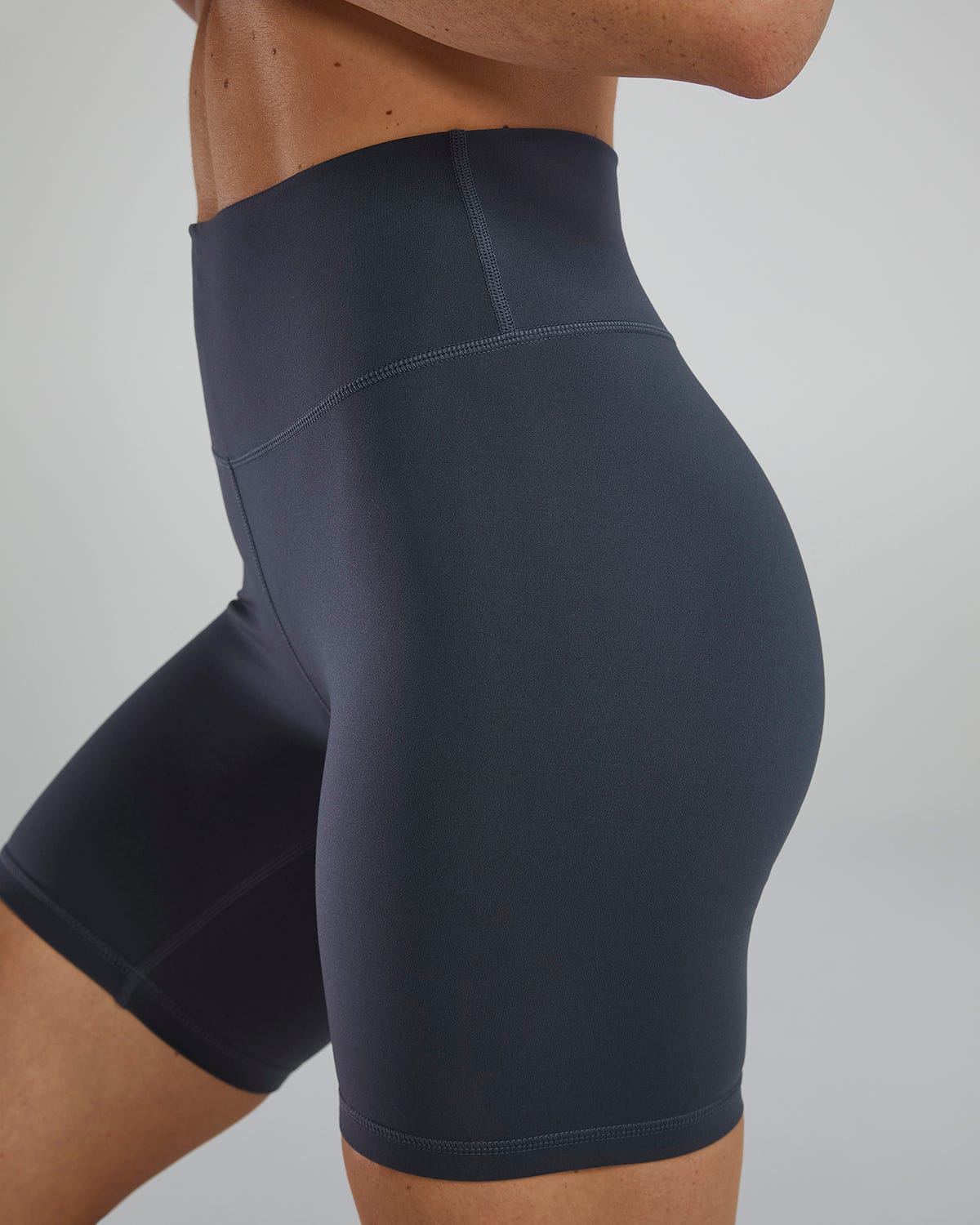 Joule Elite® Women's High Rise Short 6" - Solid | TYR Classic
