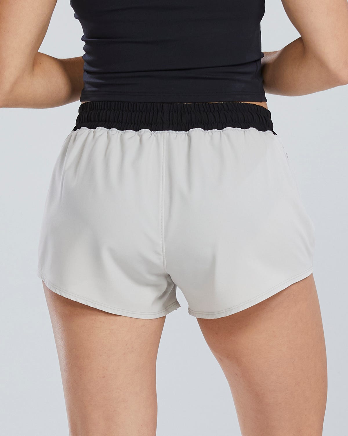 Hydrosphere™ Women's Pace Running Shorts - Solid | TYR Classic