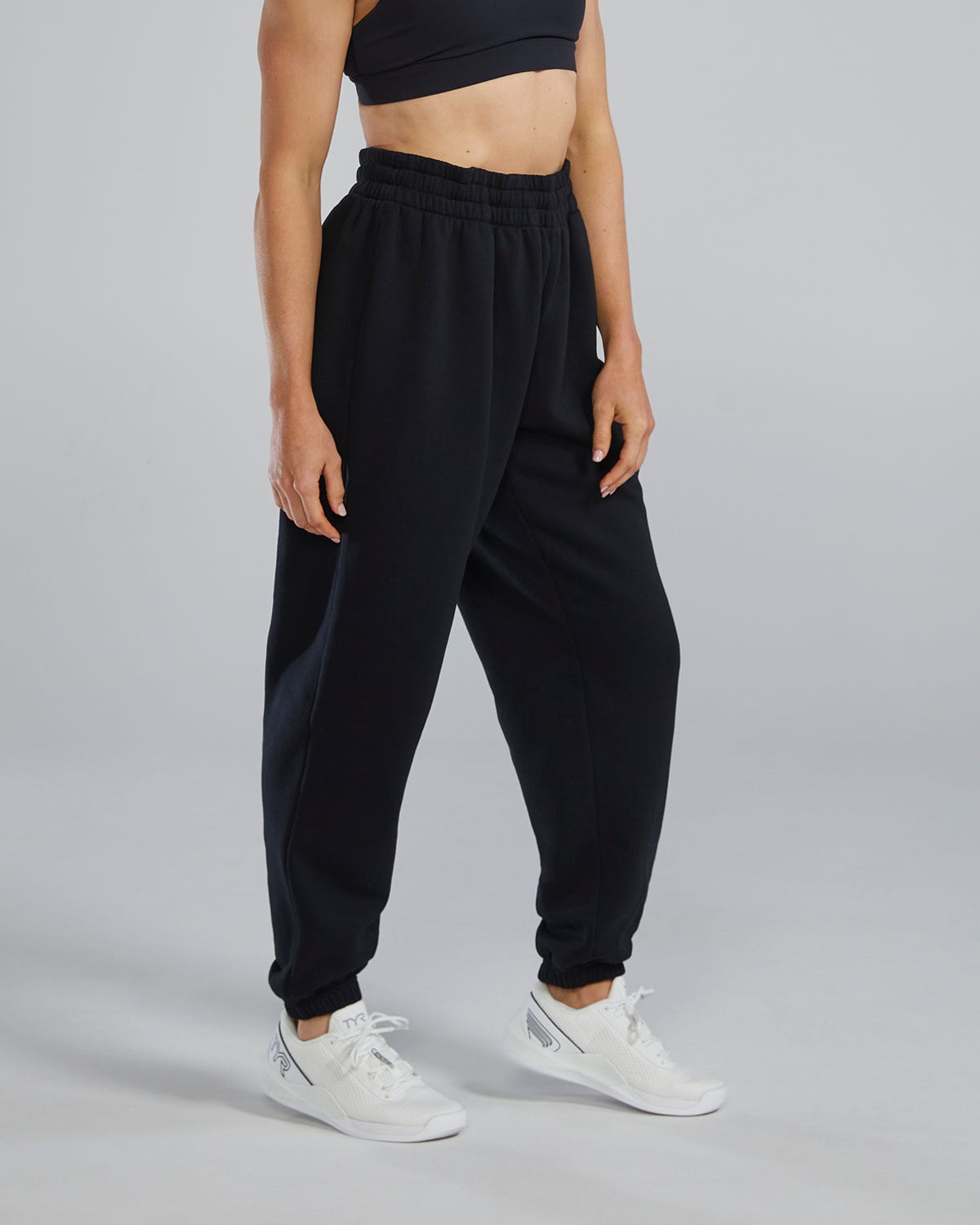 Unisex Ultrasoft Midweight Fleece Oversized Pant | TYR Best Seller