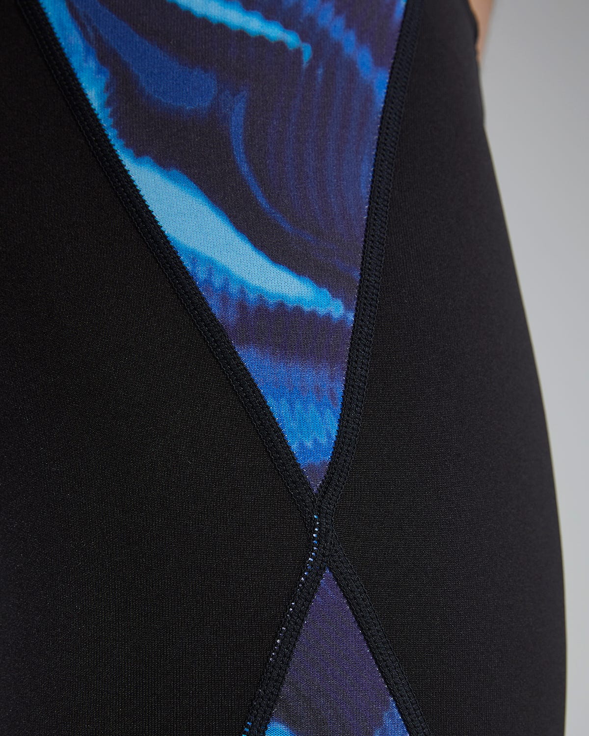Durafast Elite® Men's Jammer - Waveform | TYR Exclusive