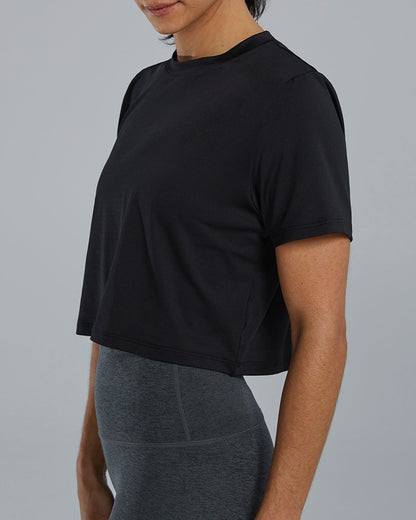 ClimaDry™ Women's Cropped Tech Tee | TYR Trending