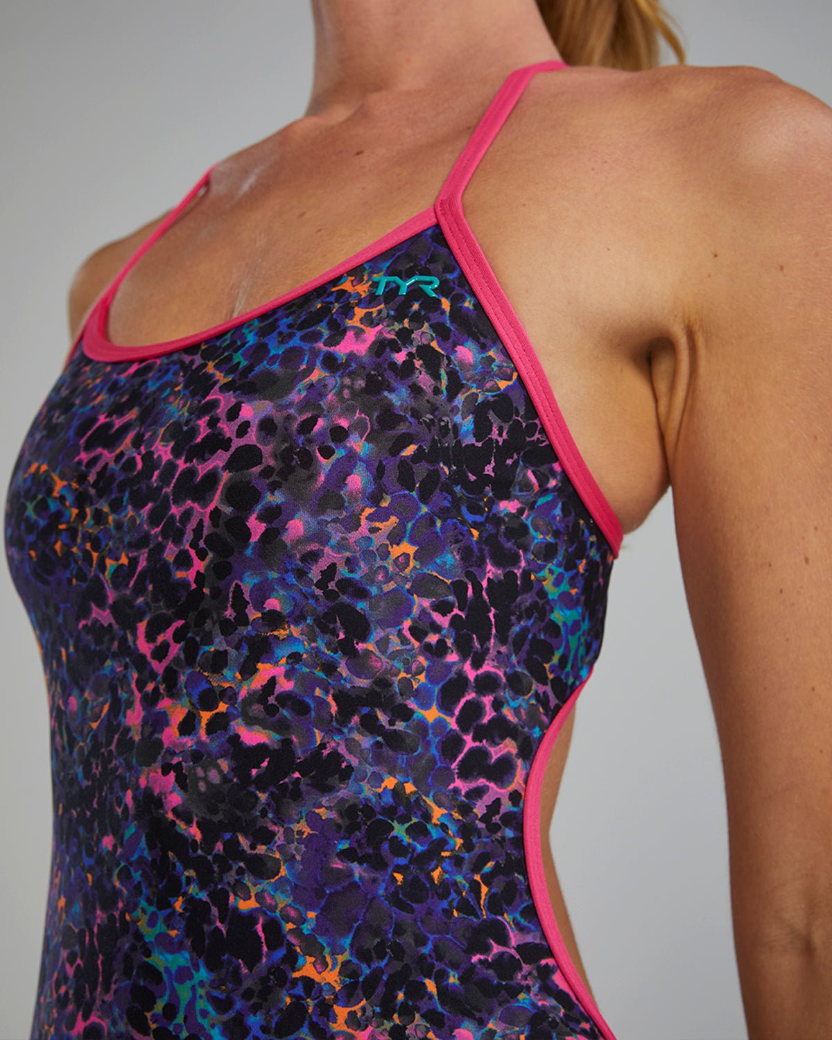 Women's Durafast Elite TrinityFit Stipple | TYR Classic