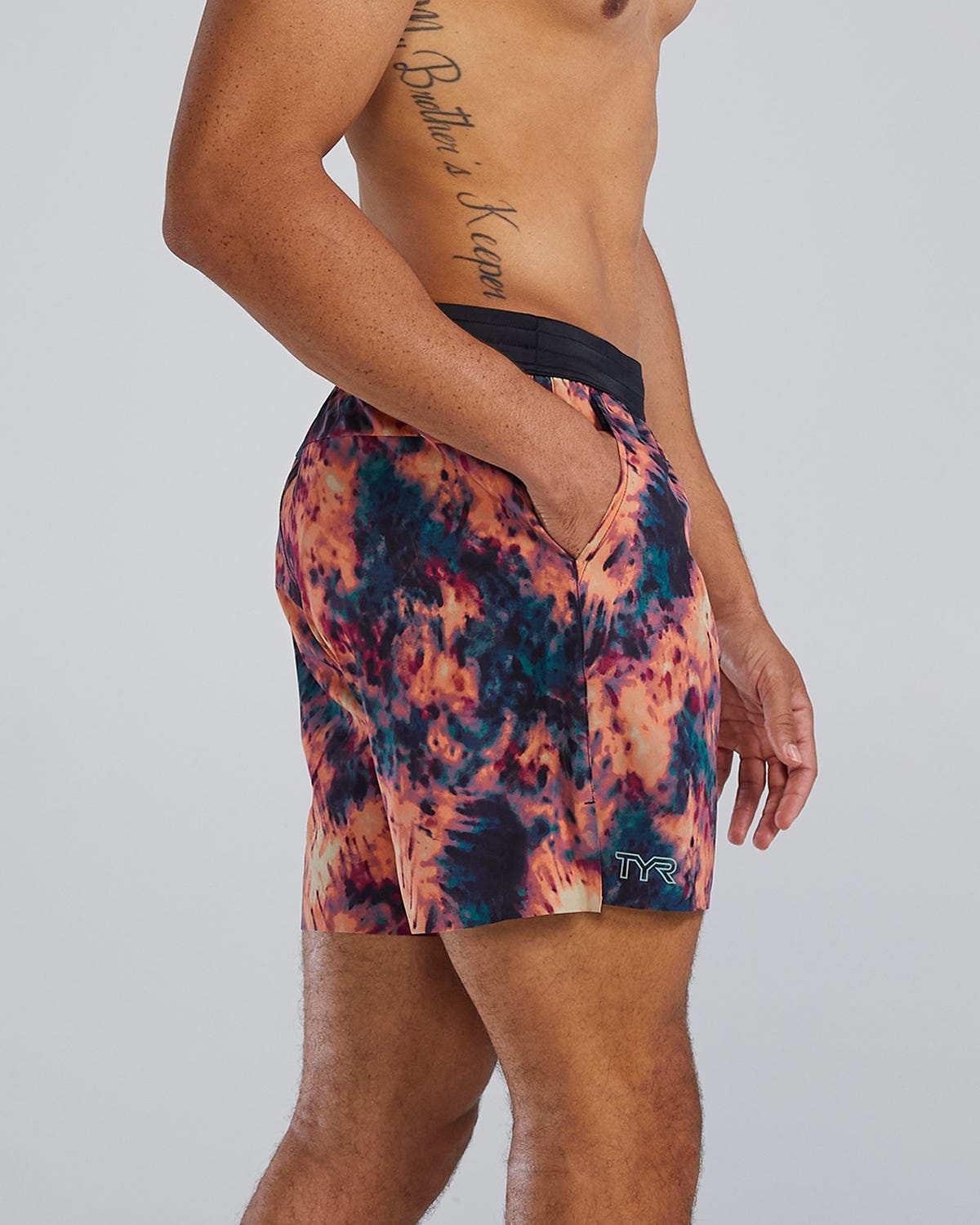 Hydrosphere® - Men's Unbroken Shorts - Unlined 7" - Sunfusion | TYR Best Seller