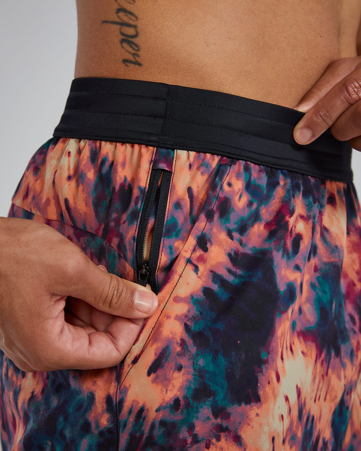 Hydrosphere® - Men's Unbroken Shorts - Unlined 7" - Sunfusion | TYR Best Seller